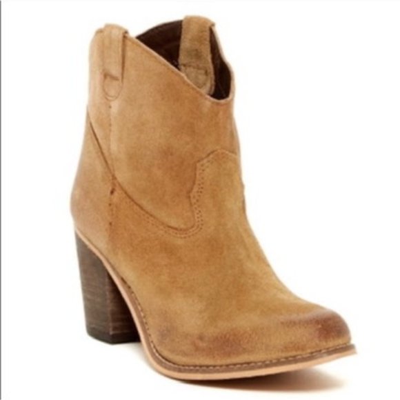 Matisse Shoes - Matisse Bess Suede Ankle Boots (9)